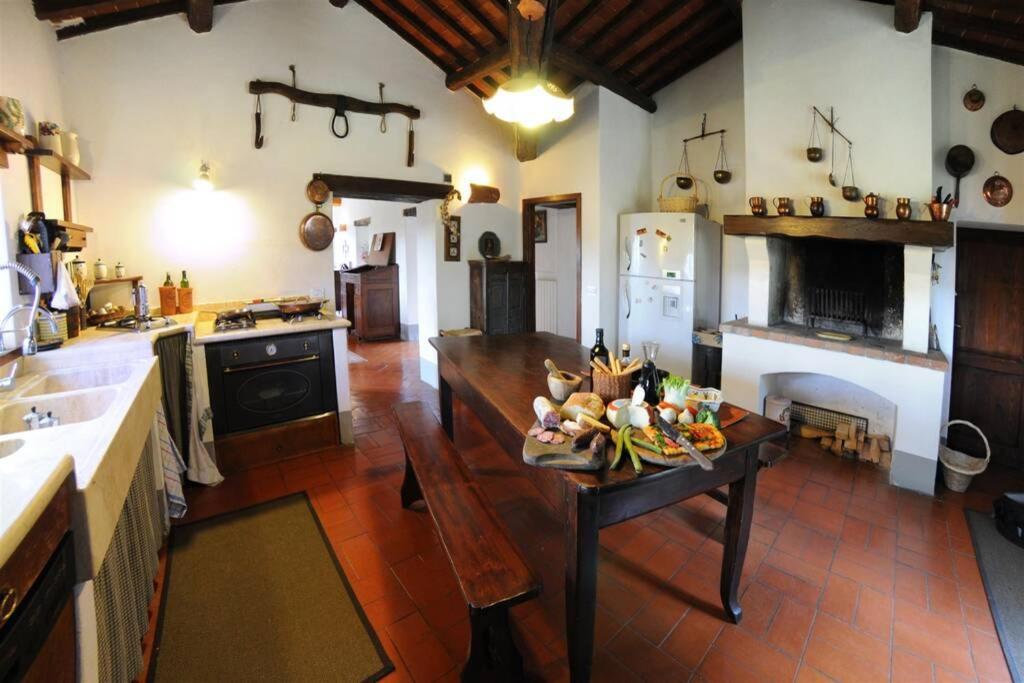 Exclusive Villa Parrano - Countryside With Pool Ngoại thất bức ảnh